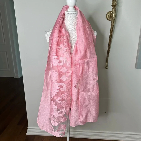 Pink Scarf from Florence! - Picture 1 of 5